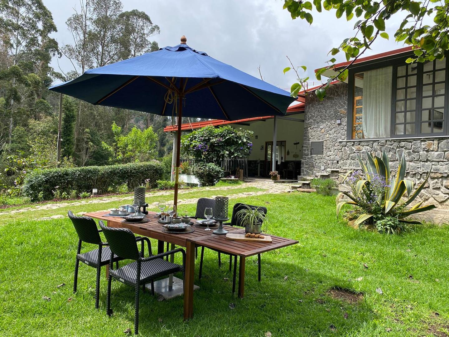 Saffronstays Dunnottar North By Kodai Lake- A 2-Bdr Villa Кодайканал Экстерьер фото