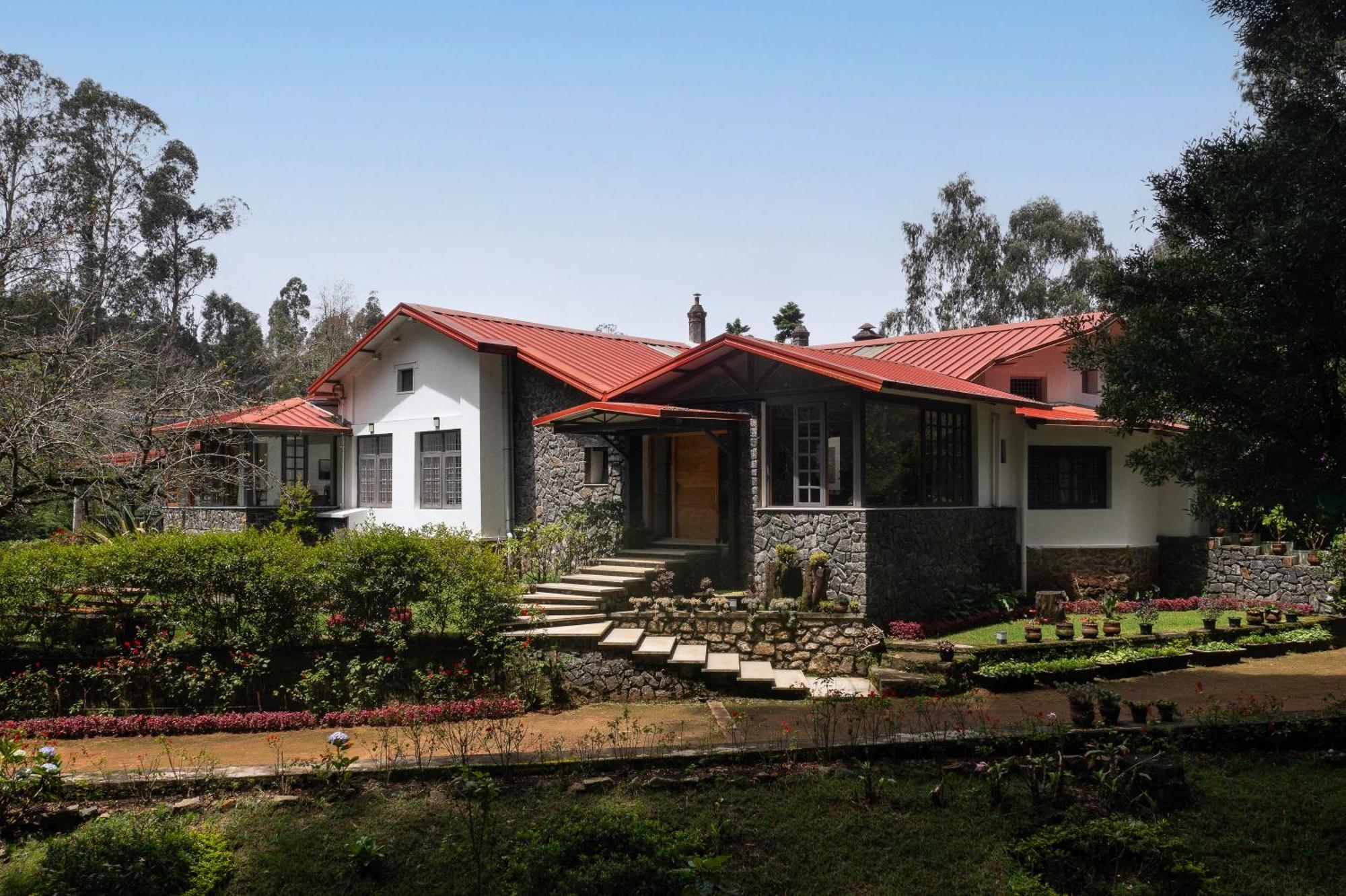 Saffronstays Dunnottar North By Kodai Lake- A 2-Bdr Villa Кодайканал Экстерьер фото